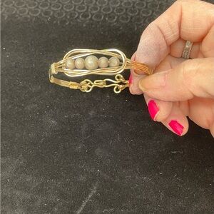 “Peas in a Pod” elegant Gold and Gray Beaded wire Bracelet.